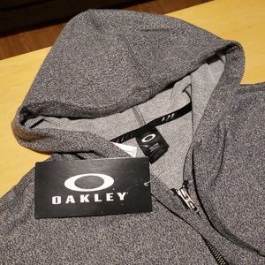 Gray zip up oalkey sweatshirt